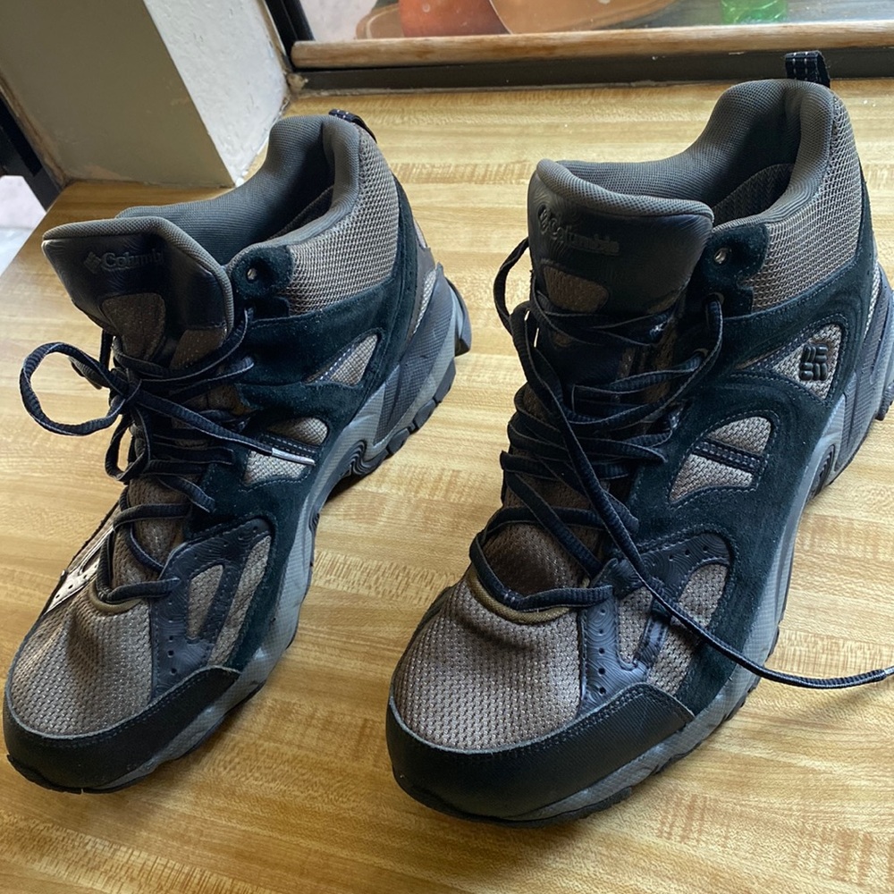 Columbia Hiking Boots Size 12